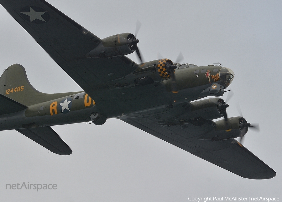 (Private) Boeing B-17G Flying Fortress (G-BEDF) | Photo 85598