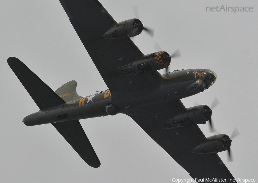 (Private) Boeing B-17G Flying Fortress (G-BEDF) | Photo 87312