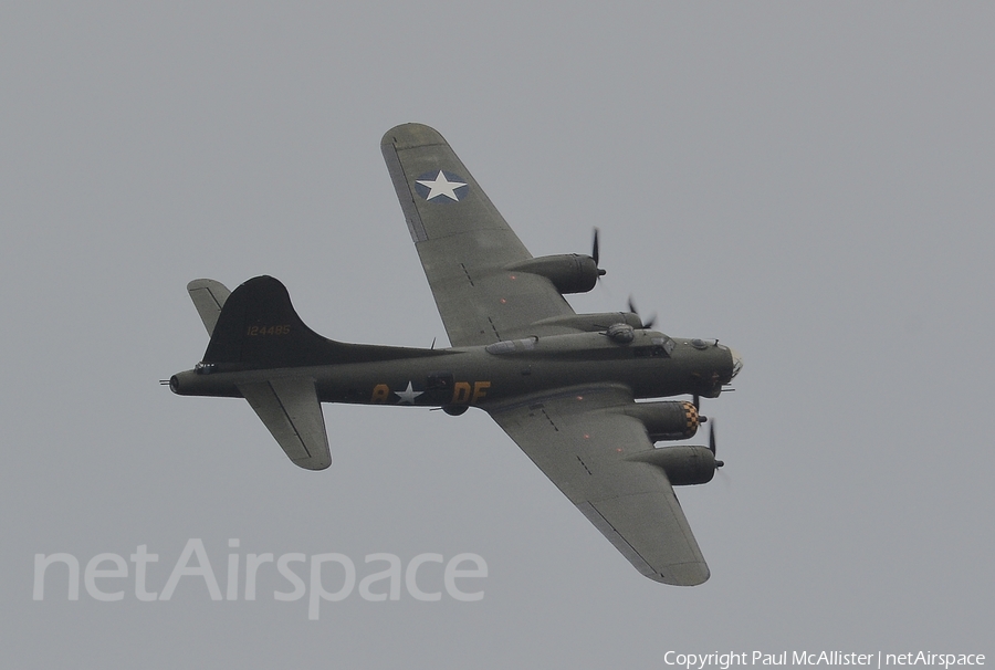 (Private) Boeing B-17G Flying Fortress (G-BEDF) | Photo 389583