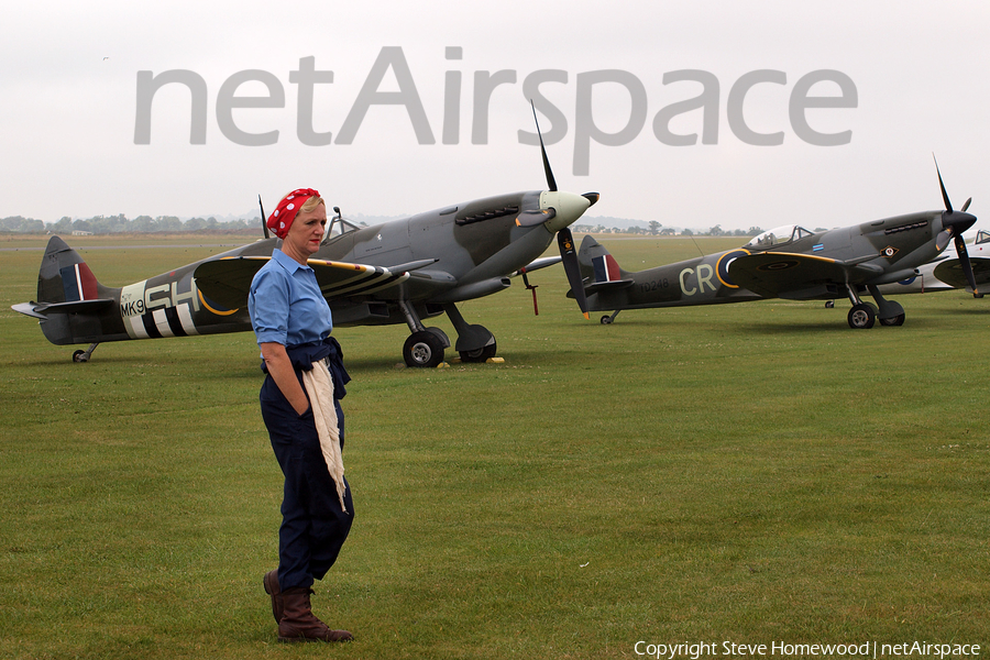 (Private) Supermarine Spitfire Mk LFIXc (G-BRRA) | Photo 51738