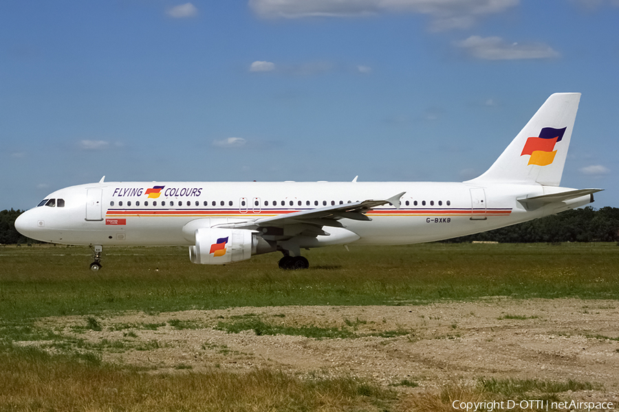 Flying Colours Airlines Airbus A320-214 (G-BXKB) | Photo 413161