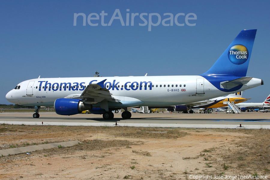 Thomas Cook Airlines Airbus A320-214 (G-BXKD) | Photo 389747