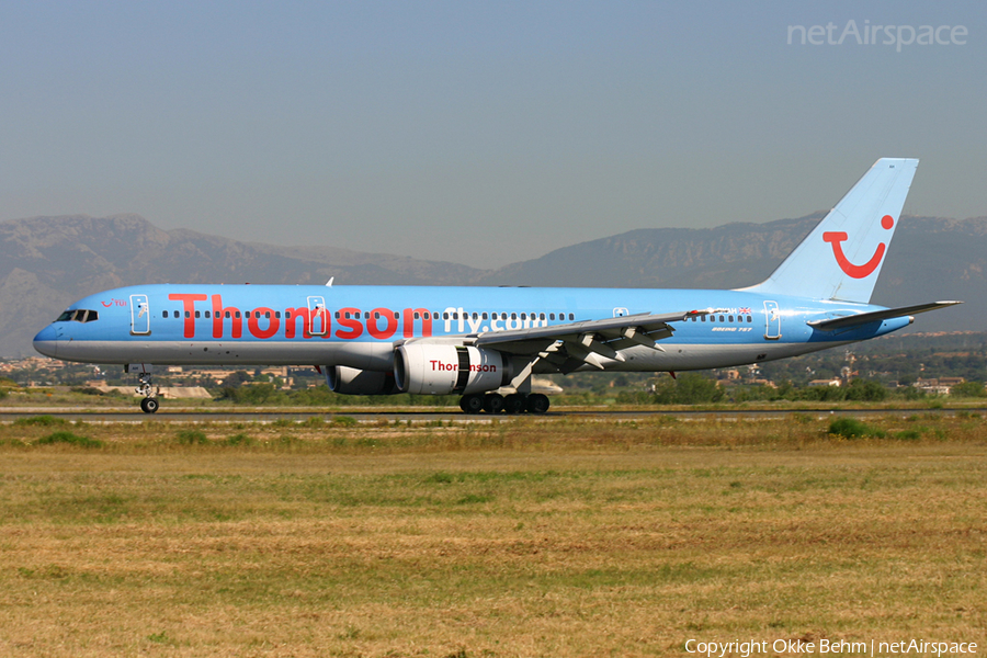 Thomsonfly Boeing 757-204 (G-BYAH) | Photo 39151