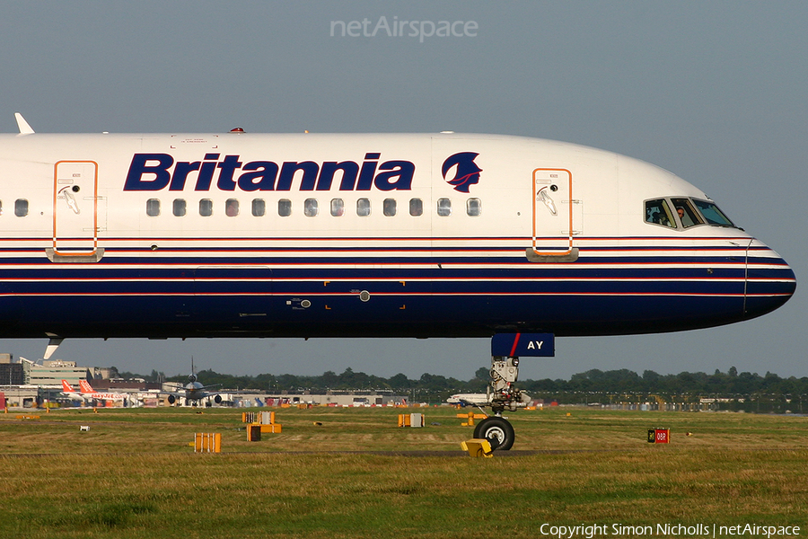 Britannia Airways Boeing 757-204 (G-BYAY) | Photo 23545