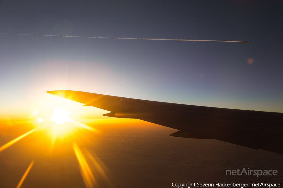 British Airways Boeing 767-336(ER) (G-BZHA) | Photo 224968