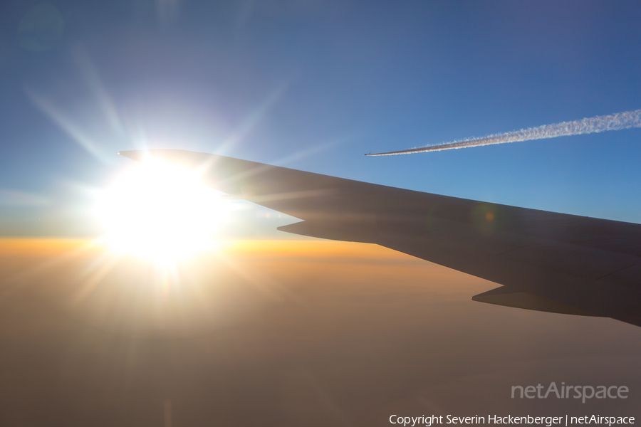 British Airways Boeing 767-336(ER) (G-BZHA) | Photo 224969