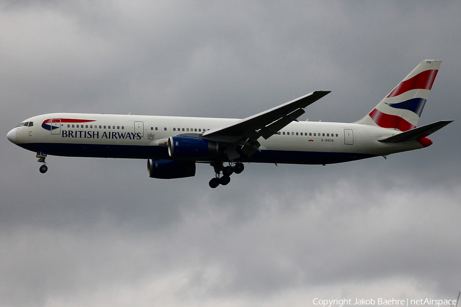British Airways Boeing 767-336(ER) (G-BZHA) | Photo 183682