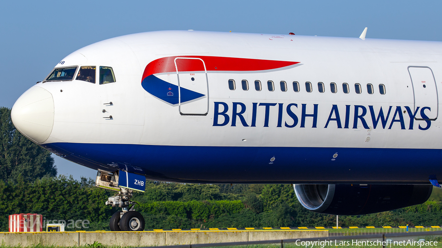 British Airways Boeing 767-336(ER) (G-BZHB) | Photo 422206