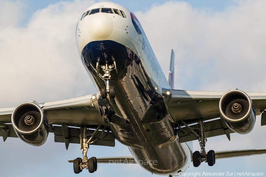 British Airways Boeing 767-336(ER) (G-BZHB) | Photo 109684