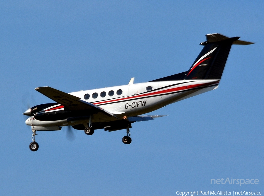 (Private) Beech King Air B200 (G-CIFW) | Photo 71298