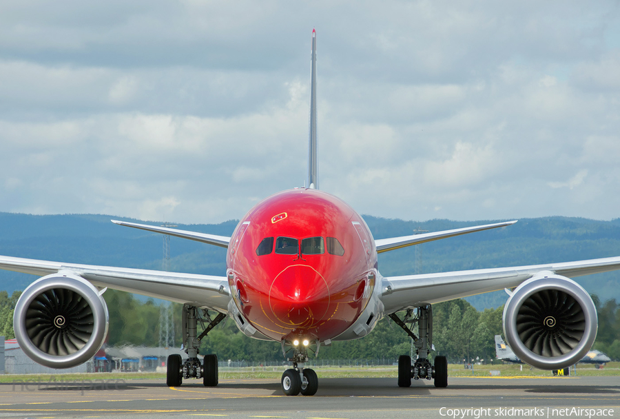 Norwegian Air UK Boeing 787-9 Dreamliner (G-CIXO) | Photo 116980