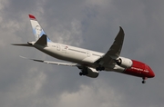 Norwegian Air UK Boeing 787-9 Dreamliner (G-CKOF) at  Orlando - International (McCoy), United States