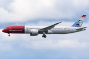 Norwegian Air UK Boeing 787-9 Dreamliner (G-CKWD) at  Seattle/Tacoma - International, United States