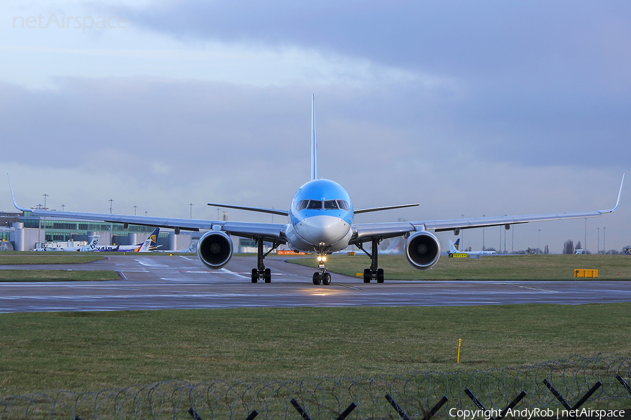 Thomson Airways Boeing 757-236 (G-CPEV) | Photo 382083