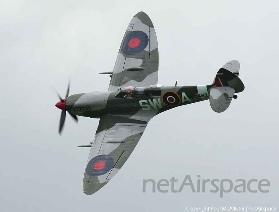 (Private) Supermarine Spitfire TR Mk IX (G-CTIX) | Photo 22729