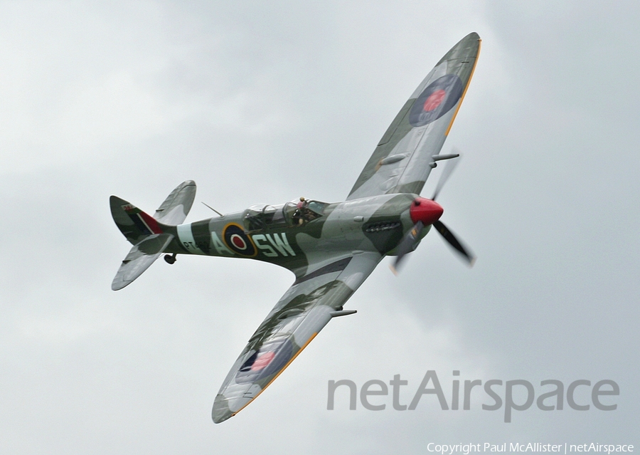 (Private) Supermarine Spitfire TR Mk IX (G-CTIX) | Photo 3600