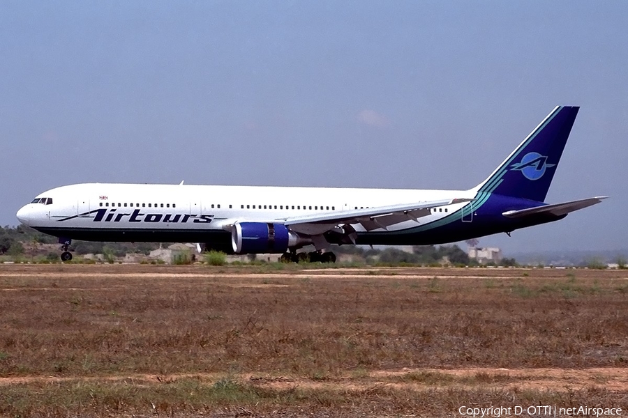 Airtours International Boeing 767-31K(ER) (G-DAJC) | Photo 143957