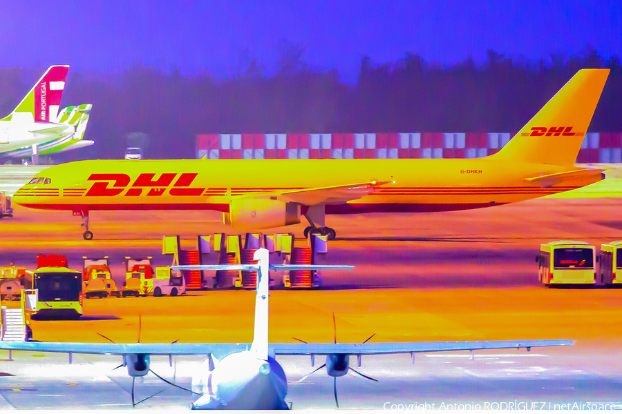 DHL Air Boeing 757-28A(PCF) (G-DHKH) | Photo 450258