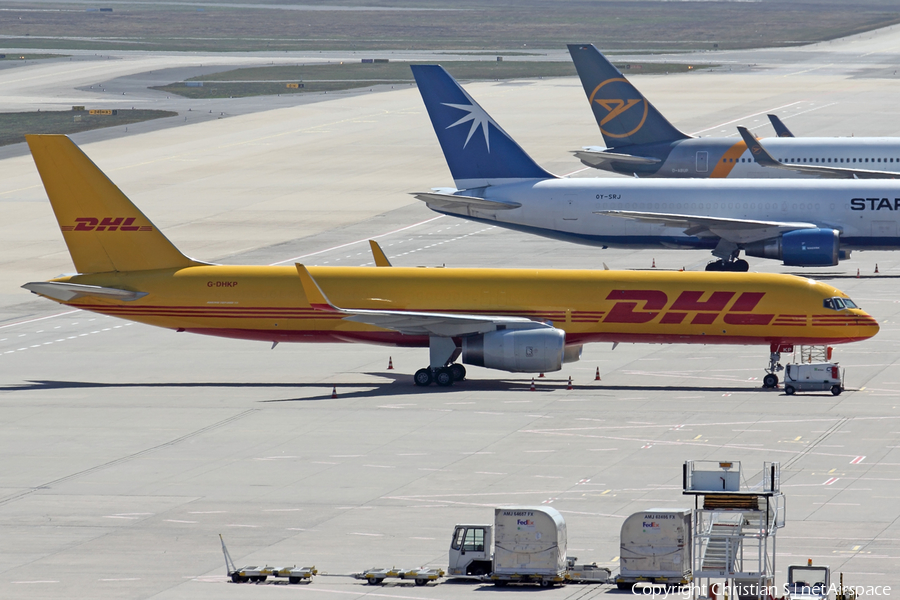 DHL Air Boeing 757-223(PCF) (G-DHKP) | Photo 444868