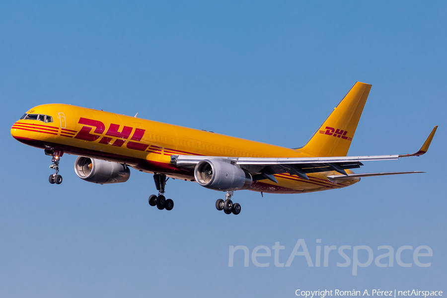 DHL Air Boeing 757-223(PCF) (G-DHKS) | Photo 456858