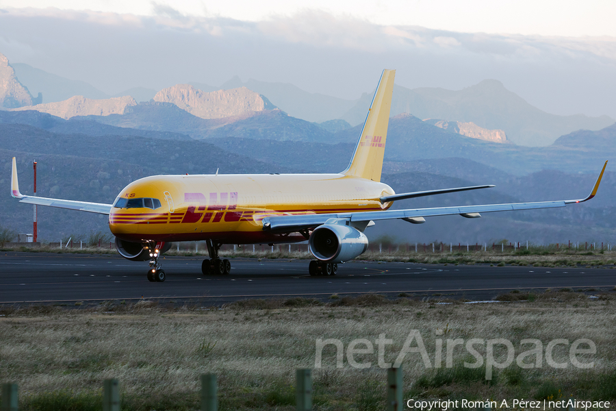 DHL Air Boeing 757-223(PCF) (G-DHKS) | Photo 456862