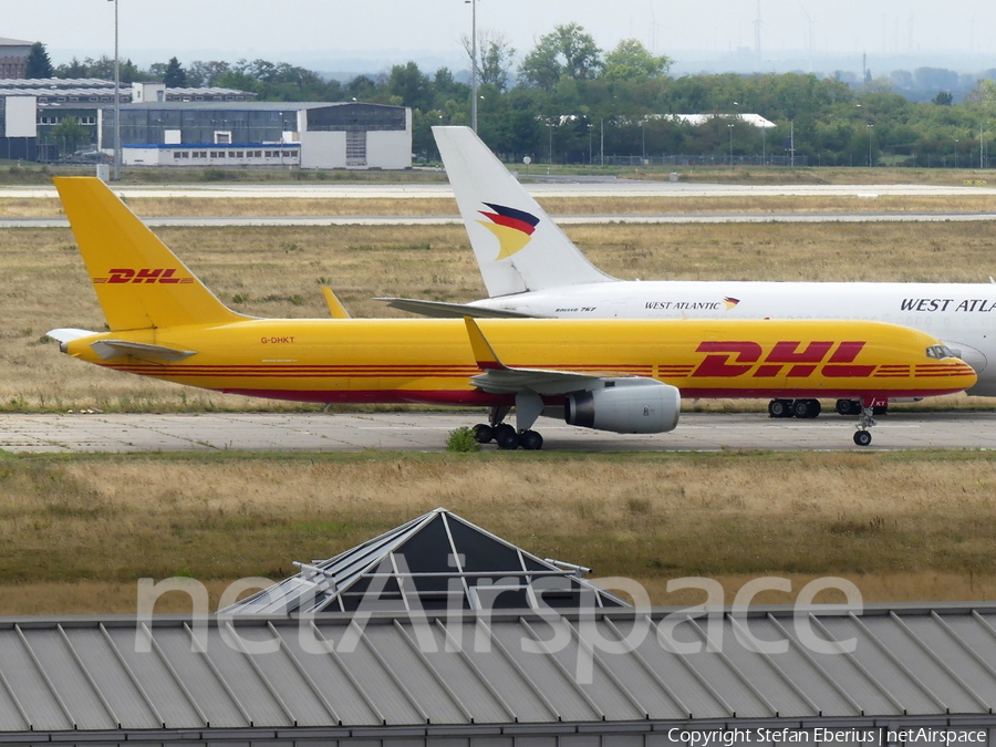 DHL Air Boeing 757-223(PCF) (G-DHKT) | Photo 344427