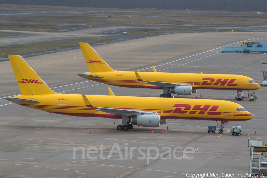 DHL Air Boeing 757-223(PCF) (G-DHKU) | Photo 288042