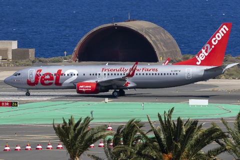Jet2 Boeing 737-86N (G-DRTW) at  Gran Canaria, Spain