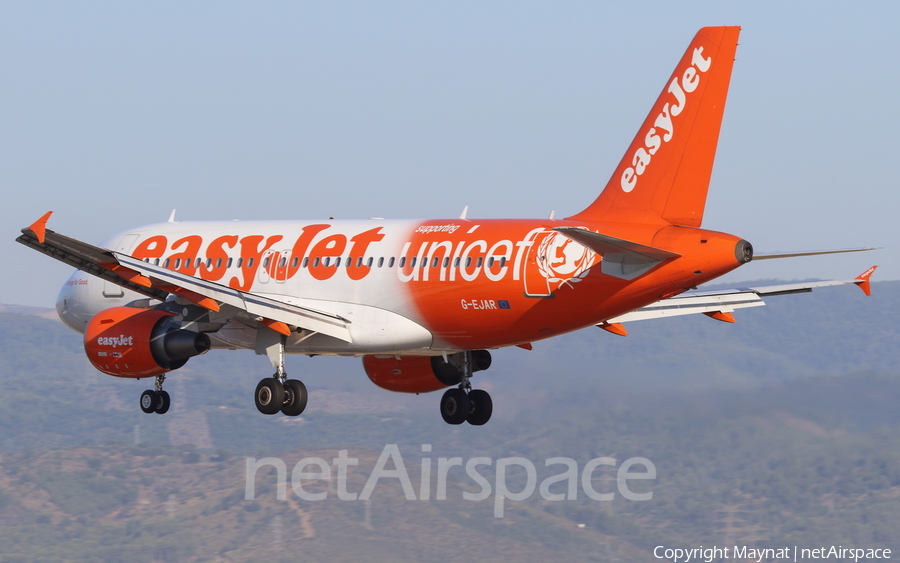 easyJet Airbus A319-111 (G-EJAR) | Photo 338965