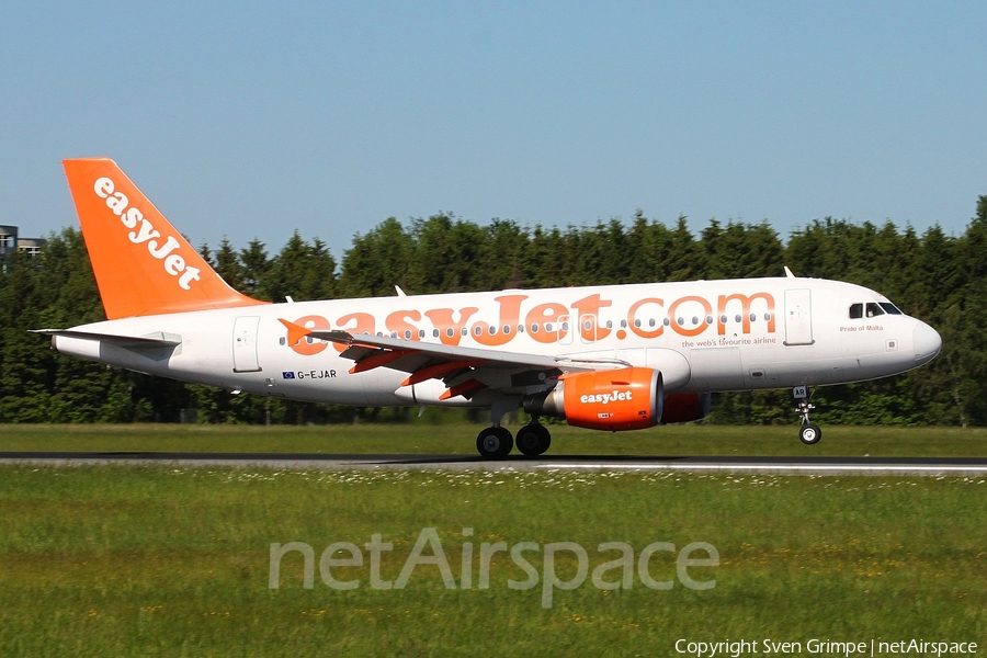 easyJet Airbus A319-111 (G-EJAR) | Photo 101780