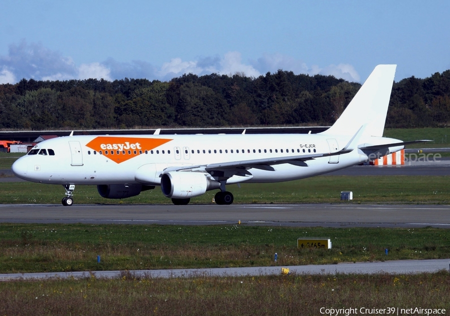 easyJet Airbus A320-214 (G-EJCR) | Photo 678831