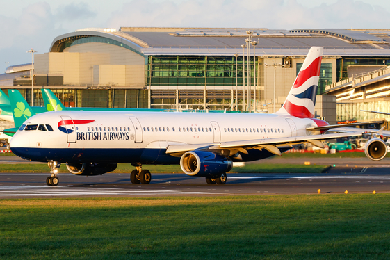 British Airways Airbus A321-231 (G-EUXK) at  Dublin, Ireland