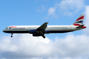 British Airways Airbus A321-231 (G-EUXM) at  London - Heathrow, United Kingdom