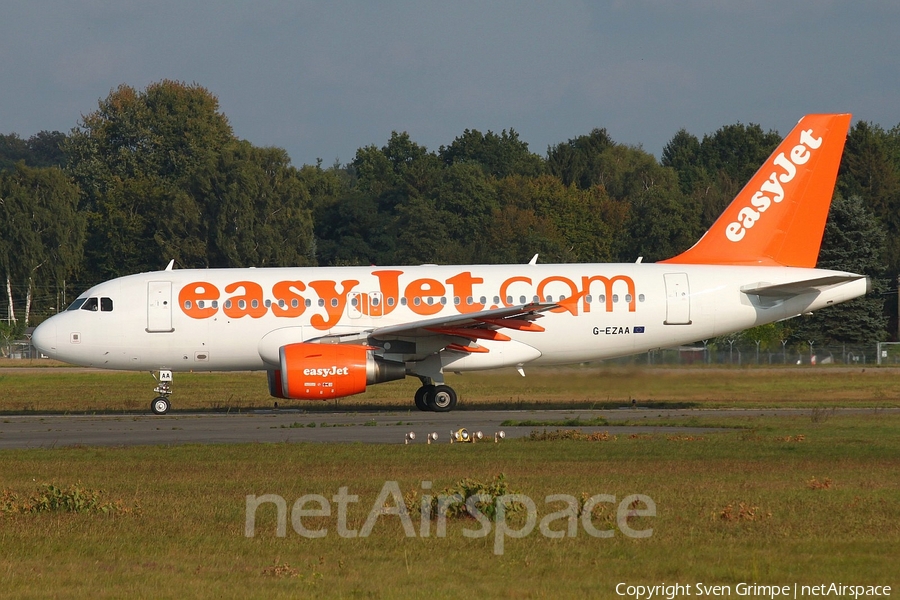 easyJet Airbus A319-111 (G-EZAA) | Photo 56365