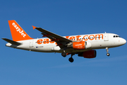 easyJet Airbus A319-111 (G-EZAA) at  Hamburg - Fuhlsbuettel (Helmut Schmidt), Germany