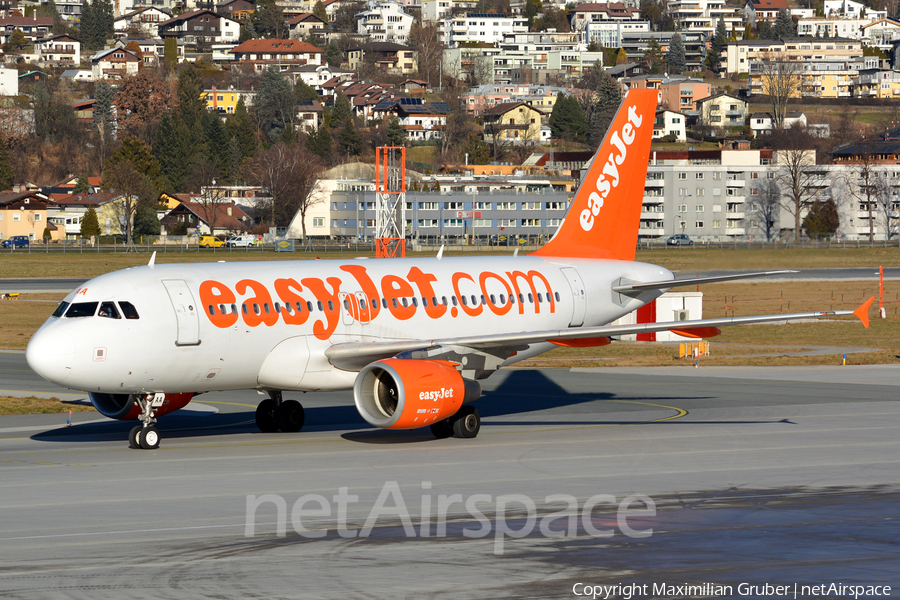 easyJet Airbus A319-111 (G-EZAA) | Photo 167424