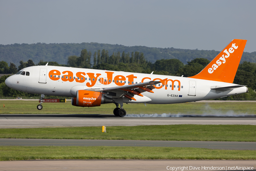 easyJet Airbus A319-111 (G-EZAA) | Photo 110233