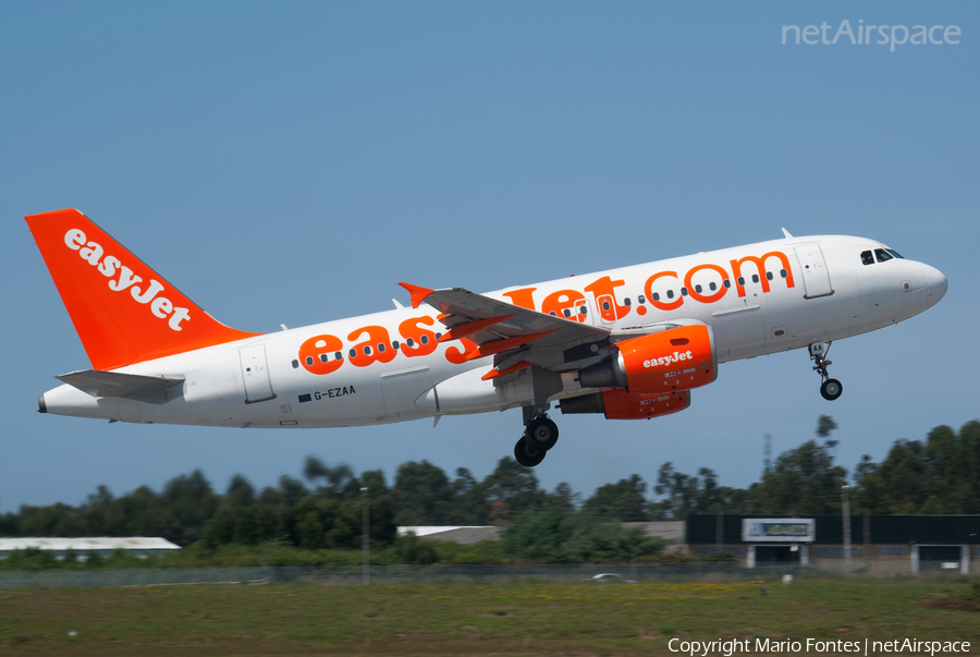 easyJet Airbus A319-111 (G-EZAA) | Photo 296890