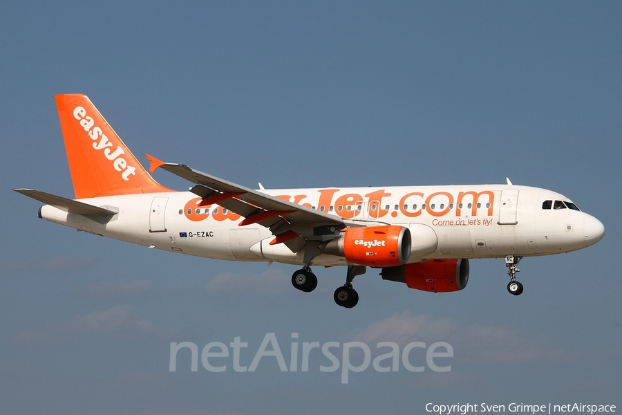 easyJet Airbus A319-111 (G-EZAC) | Photo 25878