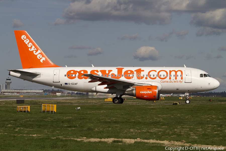 easyJet Airbus A319-111 (G-EZAF) | Photo 288214