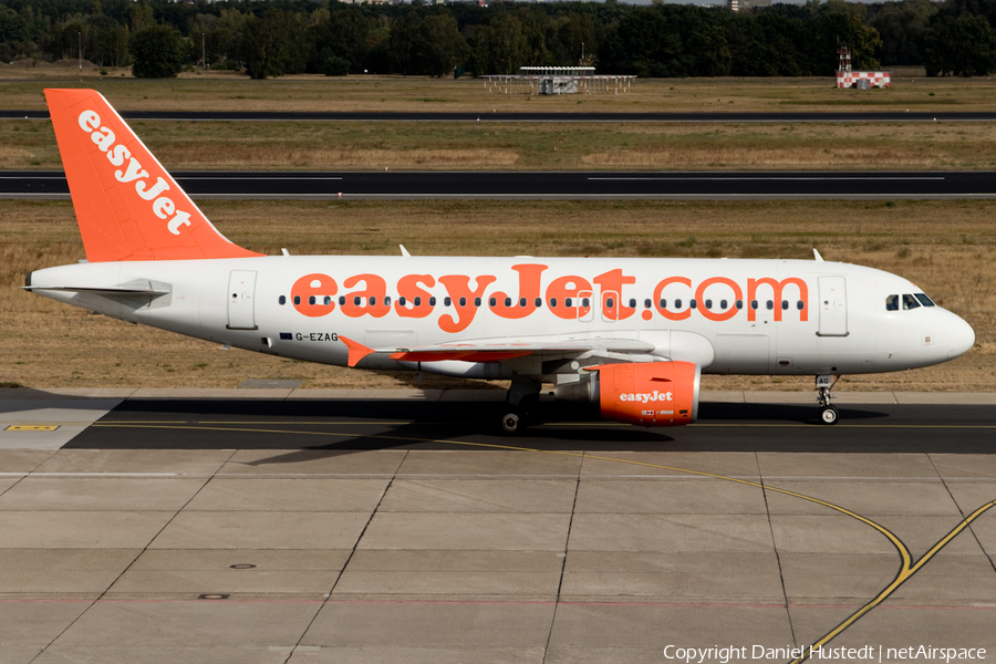 easyJet Airbus A319-111 (G-EZAG) | Photo 425292