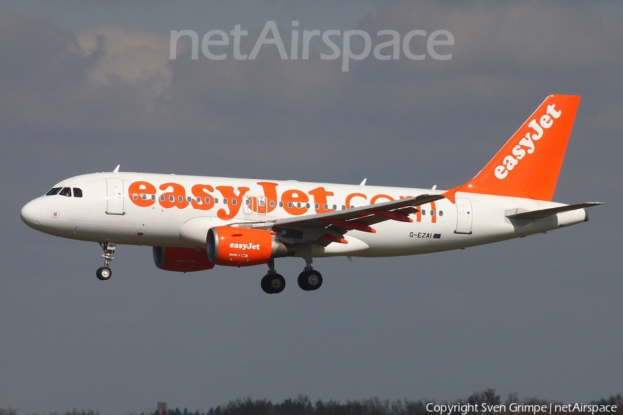 easyJet Airbus A319-111 (G-EZAI) | Photo 74162