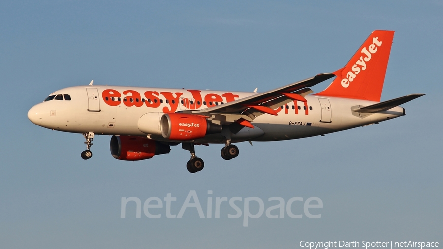 easyJet Airbus A319-111 (G-EZAJ) | Photo 224350