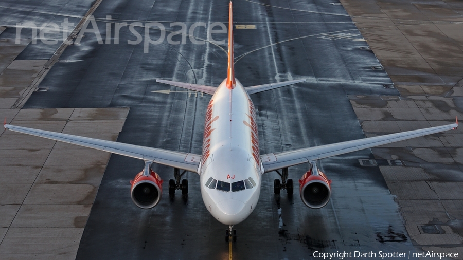 easyJet Airbus A319-111 (G-EZAJ) | Photo 173295