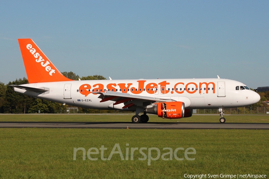 easyJet Airbus A319-111 (G-EZAL) | Photo 268079