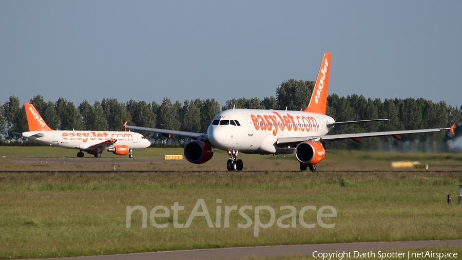 easyJet Airbus A319-111 (G-EZAM) | Photo 210776