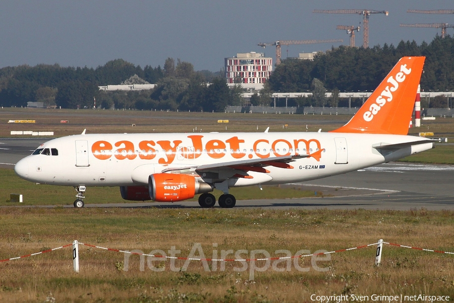 easyJet Airbus A319-111 (G-EZAM) | Photo 32361