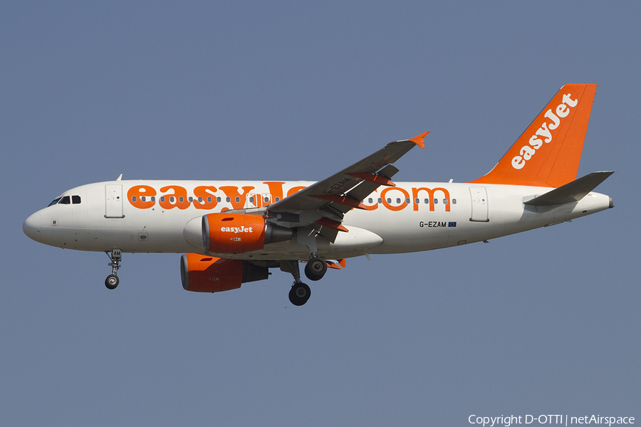 easyJet Airbus A319-111 (G-EZAM) | Photo 394159