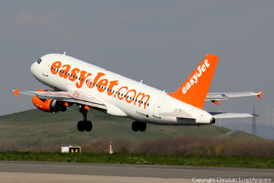 easyJet Airbus A319-111 (G-EZAN) | Photo 105741