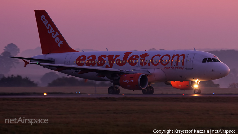 easyJet Airbus A319-111 (G-EZAN) | Photo 61734